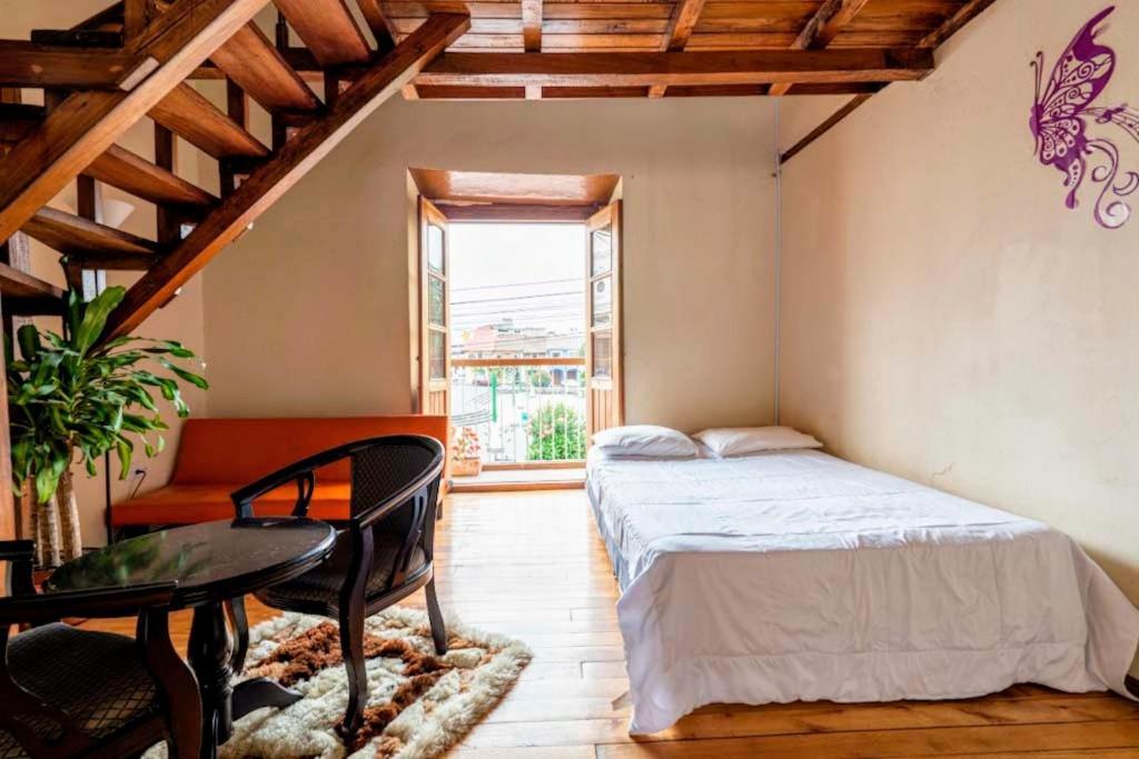 Hostal La Suite Sangolqui Exterior photo